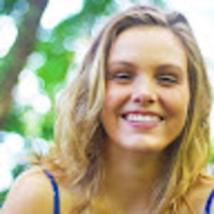 Meet your Posher, Leah